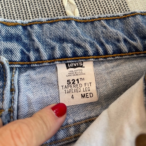 Levi’s VTG 521 Tapered Fit Butterfly Lightwash 90’s USA Med 4 Flaw* Streetwear - Picture 11 of 13